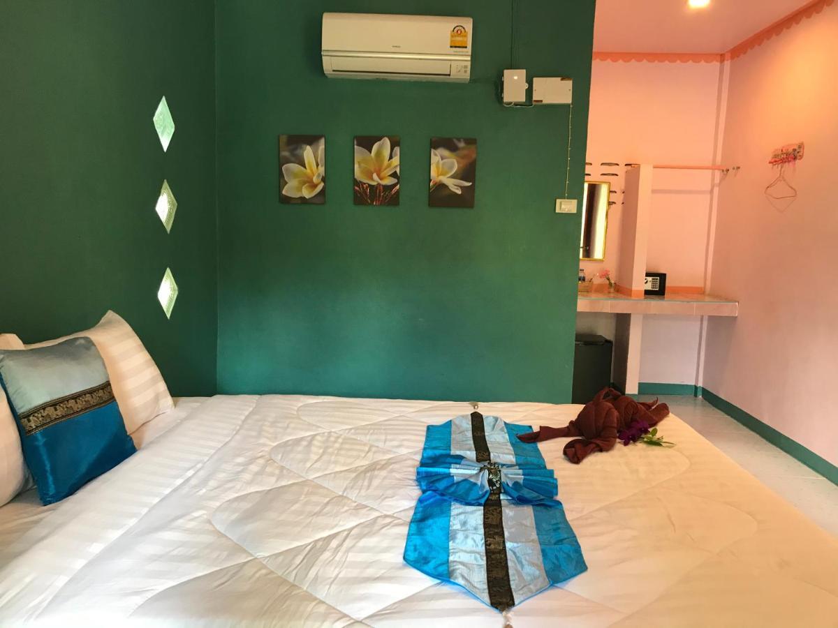 Rimsuan House Hotel Koh Lanta Exterior photo